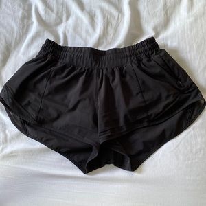 Lululemon Hotty Hot Short II 2.5” Inseam